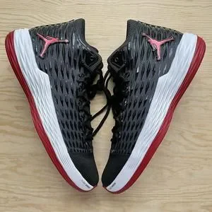 NEW Nike Jordan Melo M13 BRED Black White Red Anthracite SZ 11 (881562 002) Jordan Melo M13 Bred - 881562-002 for Sale | Authenticity  main image 2